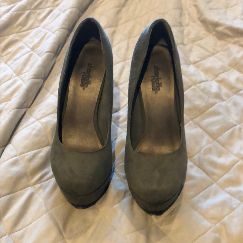 Gray round toe heels